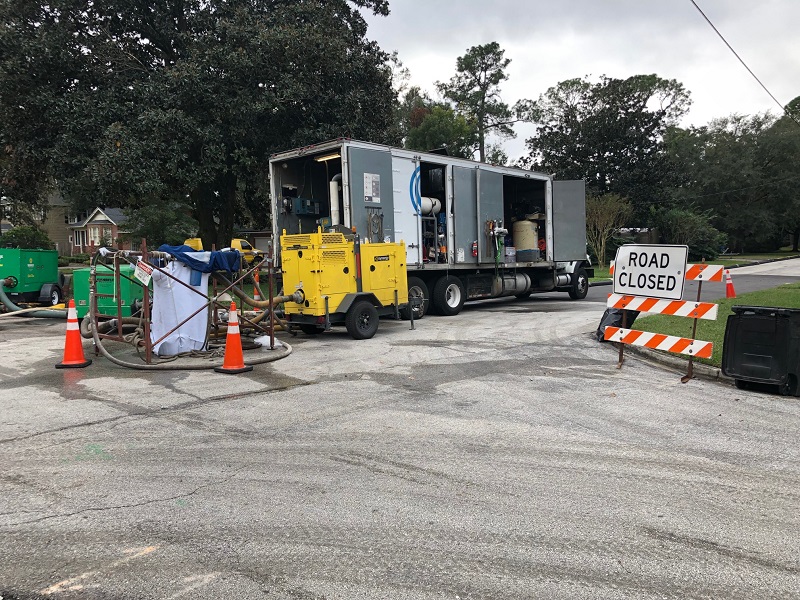 Sewer pipe liner truck and bypass pumps Tiber-Olive project